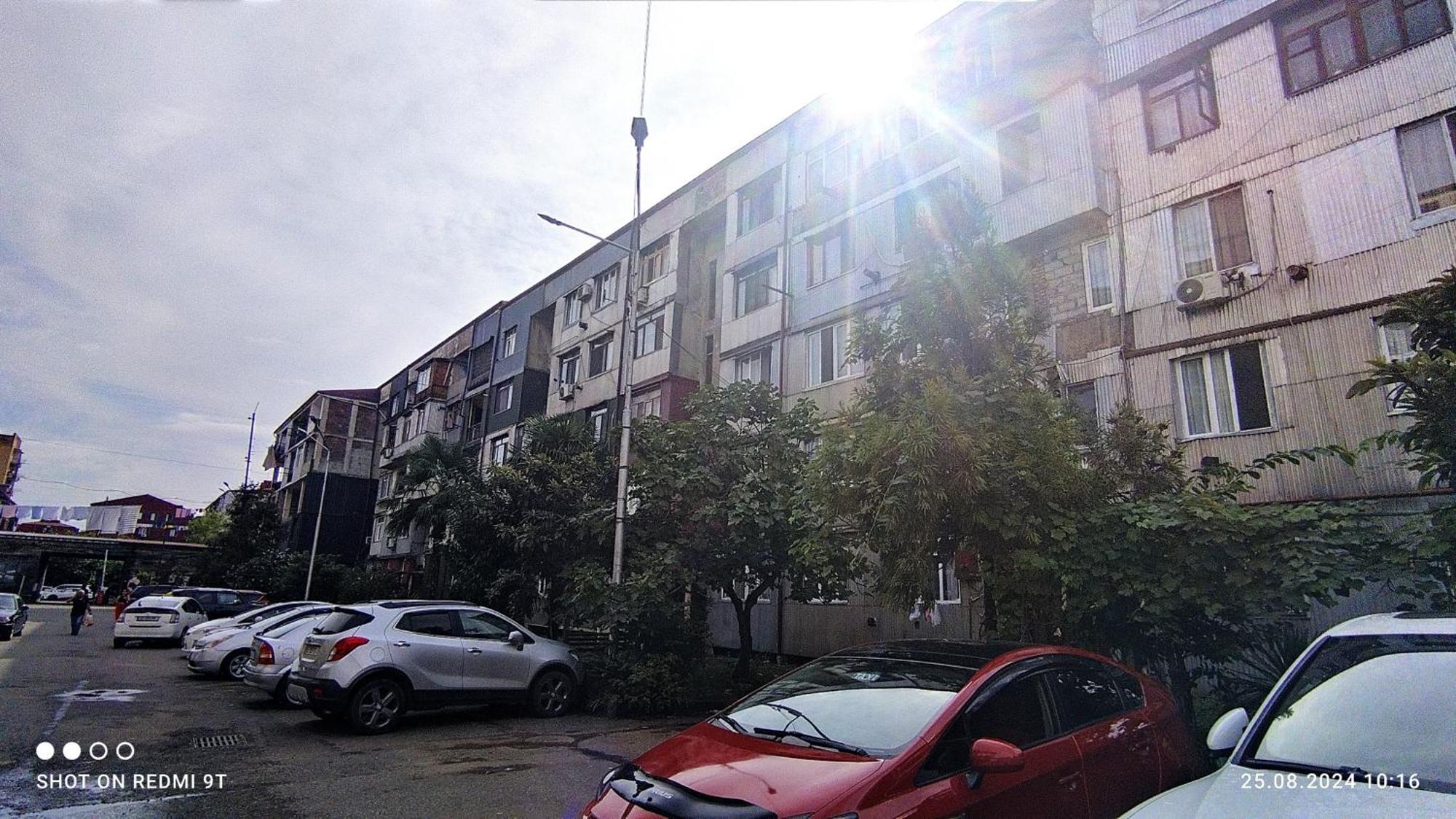 Bright And Cozy Apartment Batumi Exterior foto