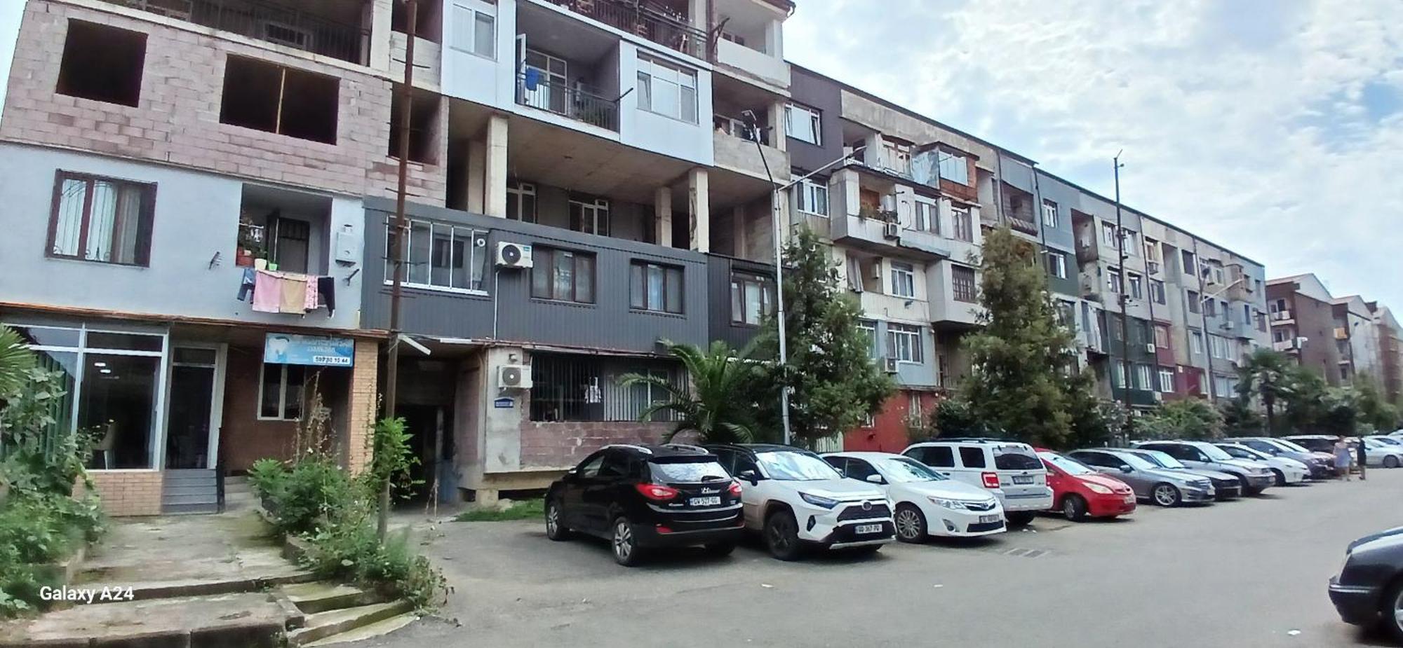 Bright And Cozy Apartment Batumi Exterior foto